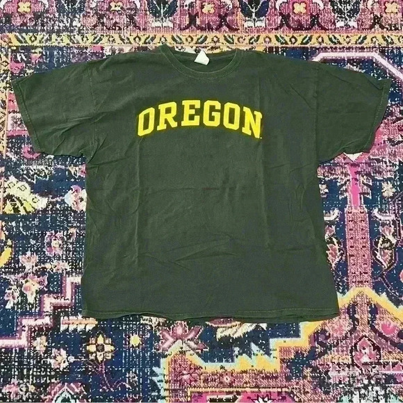 Other - UO University of OREGON DUCKS  T-Shirt Size 2 XL Green NCAA Basic Logo VTG